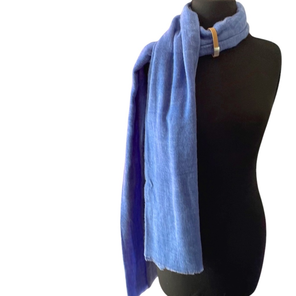 Senz Blue All Season Scarf, NWT‎